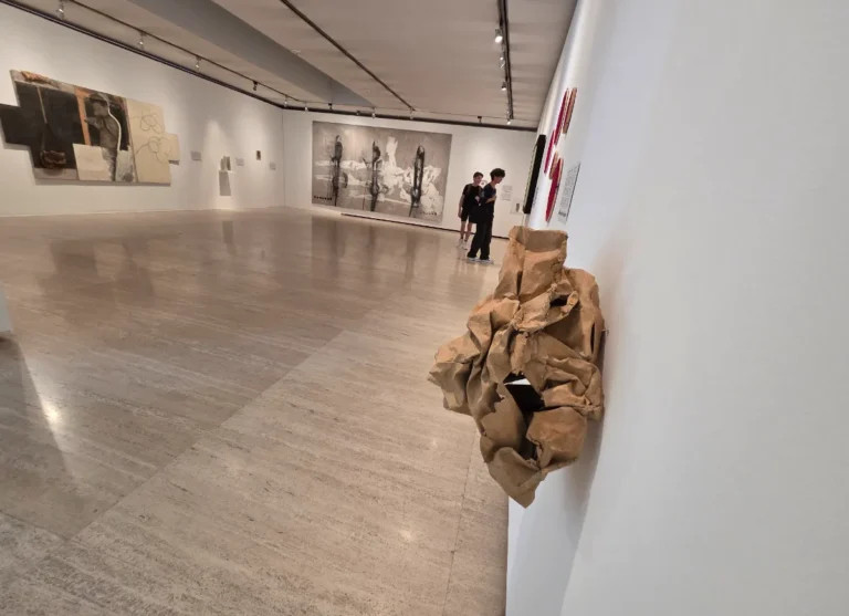 Exposición Formatopías MUA